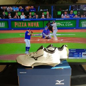 Minuzo Baseball Cleats